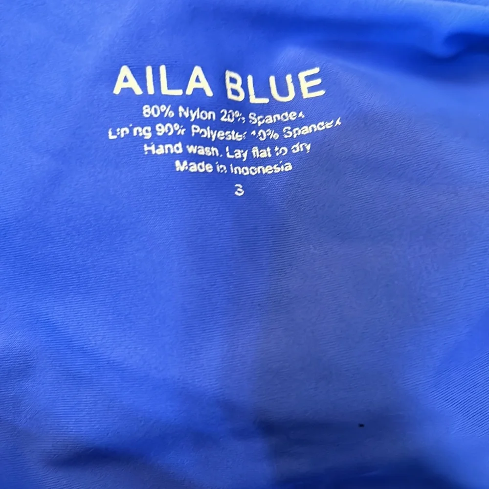 BNWOT Aila Blue One Piece Swimsuit - Picture 4 of 5